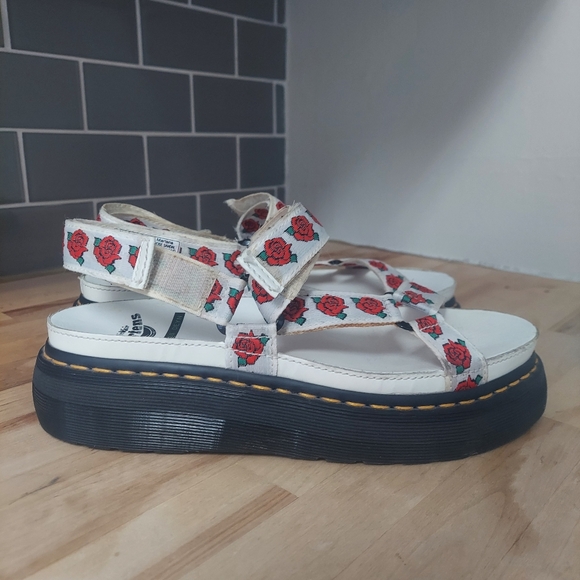Dr. Martens Shoes - Doc Martens Aggy Rose Womens Sandals Size 9
